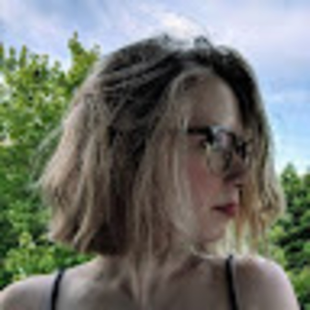 Meet your Posher, Alexandra